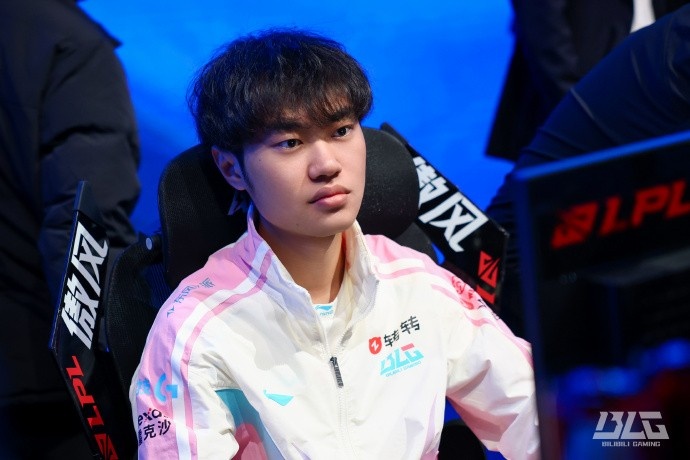 BLG发布赛后返图:认真剖析,扎实求进