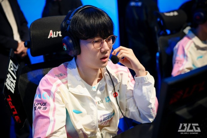 BLG发布赛后返图:认真剖析,扎实求进