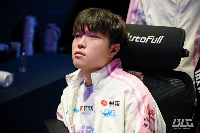 BLG发布赛后返图:认真剖析,扎实求进